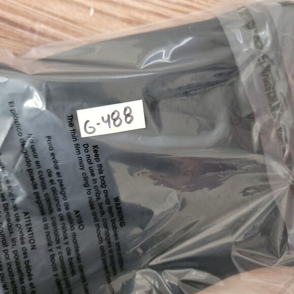 Fabletics Leggings Women Size S Black Sync Seamless High Waisted 7/8 Mesh Panel - Picture 10 of 10